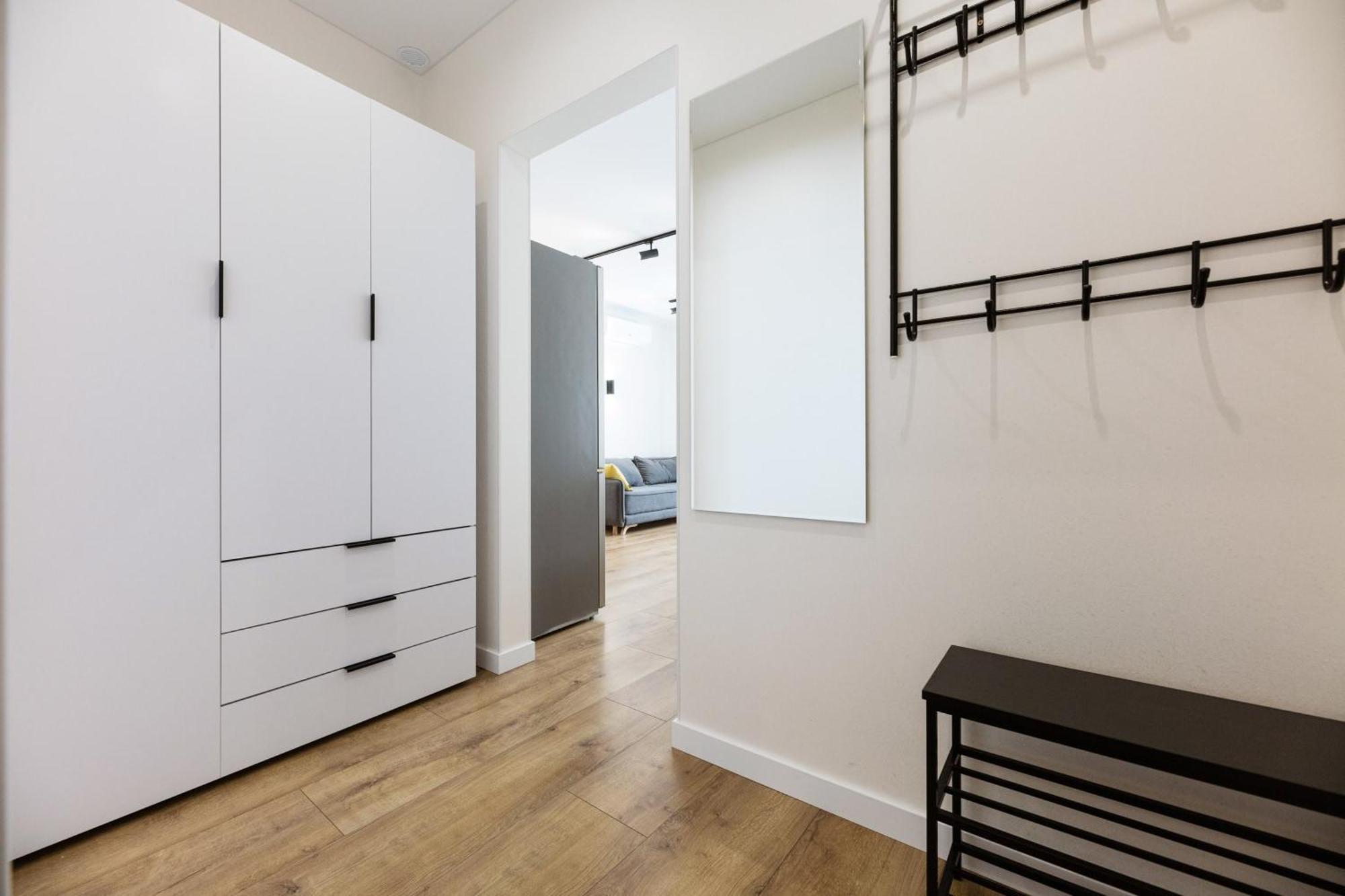 Apartamento Квартири Люкс Метро Чернігівська Kiev Exterior foto